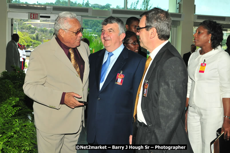 The Unveiling Of The Commemorative Plaque By The Honourable Prime Minister, Orette Bruce Golding, MP, And Their Majesties, King Juan Carlos I And Queen Sofia Of Spain - On Wednesday, February 18, 2009, Marking The Completion Of The Expansion Of Sangster International Airport, Venue at Sangster International Airport, Montego Bay, St James, Jamaica - Wednesday, February 18, 2009 - Photographs by Net2Market.com - Barry J. Hough Sr, Photographer/Photojournalist - Negril Travel Guide, Negril Jamaica WI - http://www.negriltravelguide.com - info@negriltravelguide.com...!