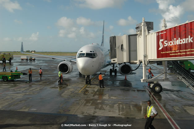 MBJ Airports Limited Welcomes WestJet Airlines - Inaugural Scheduled Service From Toronto Pearsons International Airport - Monday, December 10, 2007 - Sangster International Airport - MBJ Airports Limited, Montego Bay, Jamaica W.I. - Photographs by Net2Market.com - Barry J. Hough Sr, Photographer - Negril Travel Guide, Negril Jamaica WI - http://www.negriltravelguide.com - info@negriltravelguide.com...!