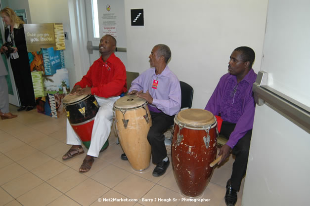 MBJ Airports Limited Welcomes WestJet Airlines - Inaugural Scheduled Service From Toronto Pearsons International Airport - Monday, December 10, 2007 - Sangster International Airport - MBJ Airports Limited, Montego Bay, Jamaica W.I. - Photographs by Net2Market.com - Barry J. Hough Sr, Photographer - Negril Travel Guide, Negril Jamaica WI - http://www.negriltravelguide.com - info@negriltravelguide.com...!