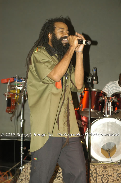 JAH Cure - Live In Concert @ Negril Escape Resort and Spa, December 15, 2009, One Love Drive, West End, Negril, Westmoreland, Jamaica W.I. - Photographs by Net2Market.com - Barry J. Hough Sr, Photographer/Photojournalist - Negril Travel Guide, Negril Jamaica WI - http://www.negriltravelguide.com - info@negriltravelguide.com...!