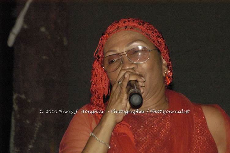 Marcia Griffiths & Edge Michael - Live In Concert - One Love Reggae Concert Series 09/10 @ Negril Escape Resort and Spa, December 29, 2009, One Love Drive, West End, Negril, Westmoreland, Jamaica W.I. - Photographs by Net2Market.com - Barry J. Hough Sr, Photographer/Photojournalist - Negril Travel Guide, Negril Jamaica WI - http://www.negriltravelguide.com - info@negriltravelguide.com...!