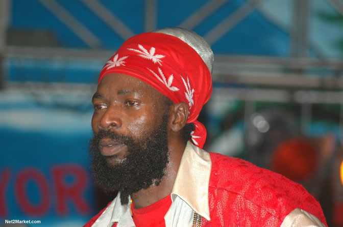 Capleton - Spring Break 2005 -  6th Anniversary - All Day - All Night - Photo Gallery - Sunday, March 13th - Long Bay Beach, Negril Jamaica - Negril Travel Guide, Negril Jamaica WI - http://www.negriltravelguide.com - info@negriltravelguide.com...!