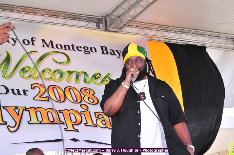 The City of Montego Bay Welcomes Our 2008 Olympians - Western Motorcade - Civic Ceremony - A Salute To Our Beijing Heros - Sam Sharpe Square, Montego Bay, Jamaica - Tuesday, October 7, 2008 - Photographs by Net2Market.com - Barry J. Hough Sr. Photojournalist/Photograper - Photographs taken with a Nikon D300 - Negril Travel Guide, Negril Jamaica WI - http://www.negriltravelguide.com - info@negriltravelguide.com...!